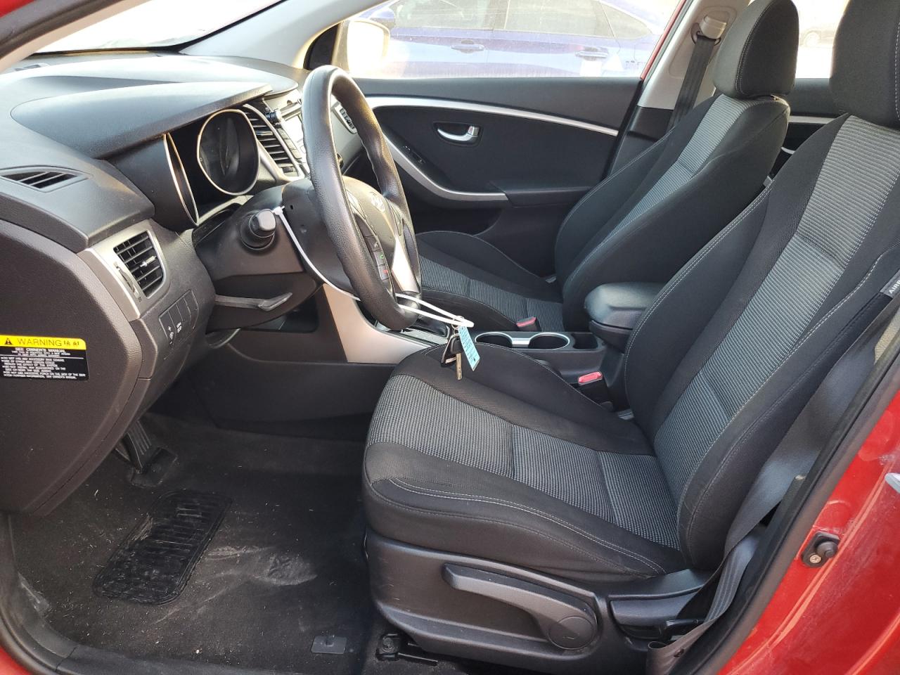 2016 Hyundai Elantra - Image 7