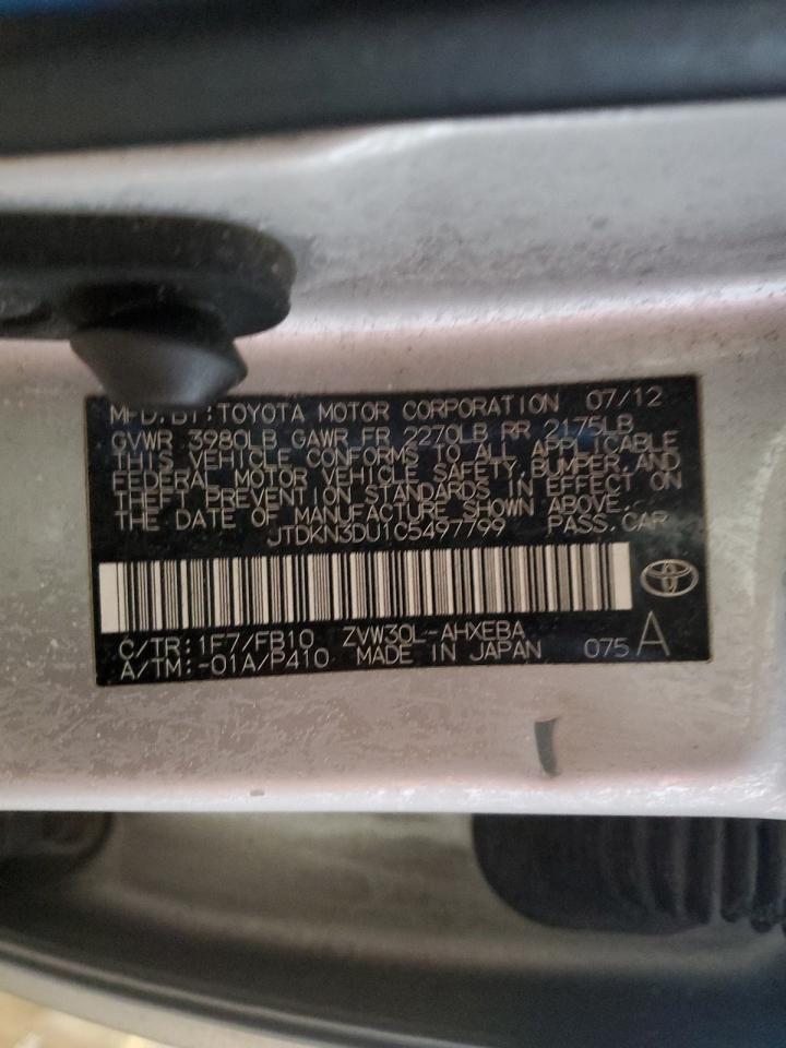 2012 Toyota Prius - Image 12