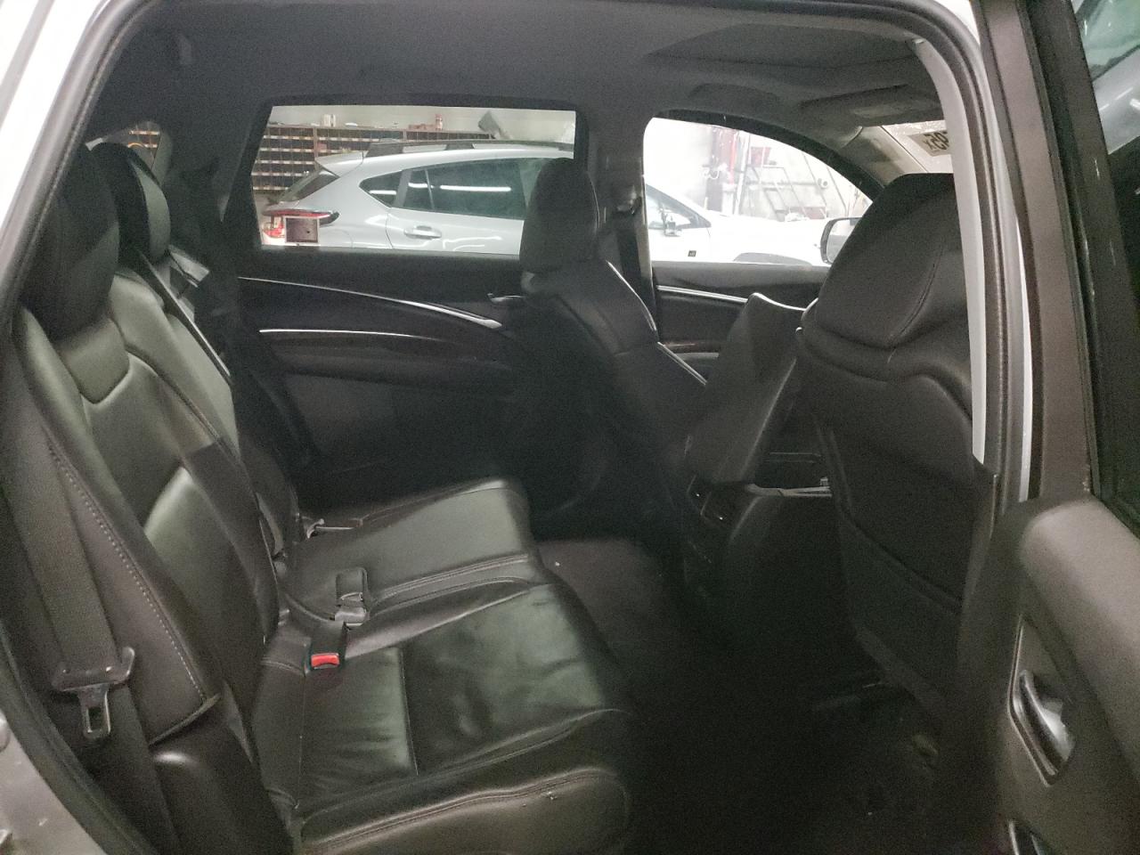 2017 Acura MDX - Image 11