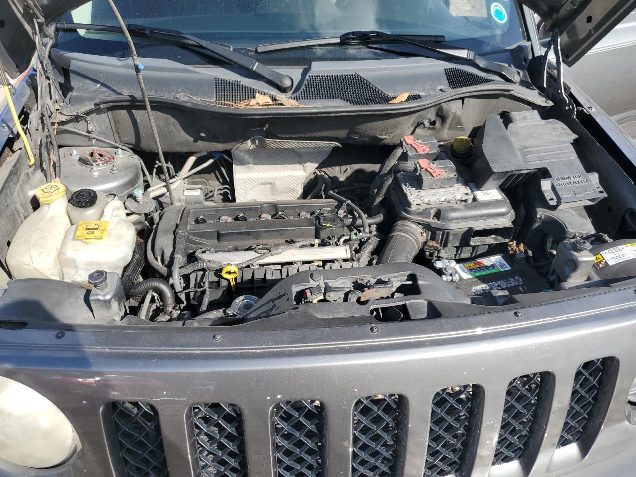 2013 Jeep Liberty (Patriot) - Image 11