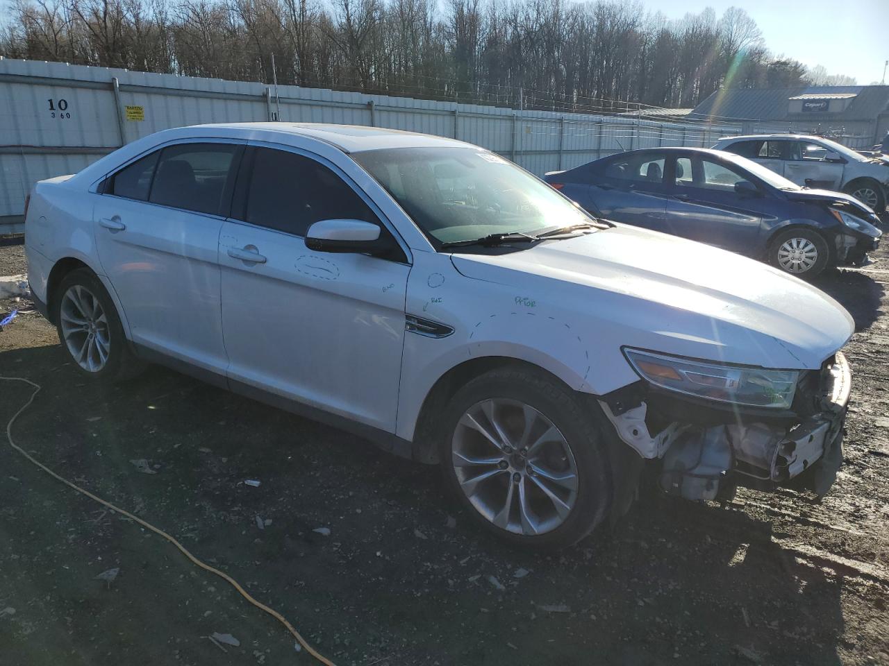 2013 Ford Taurus - Image 4