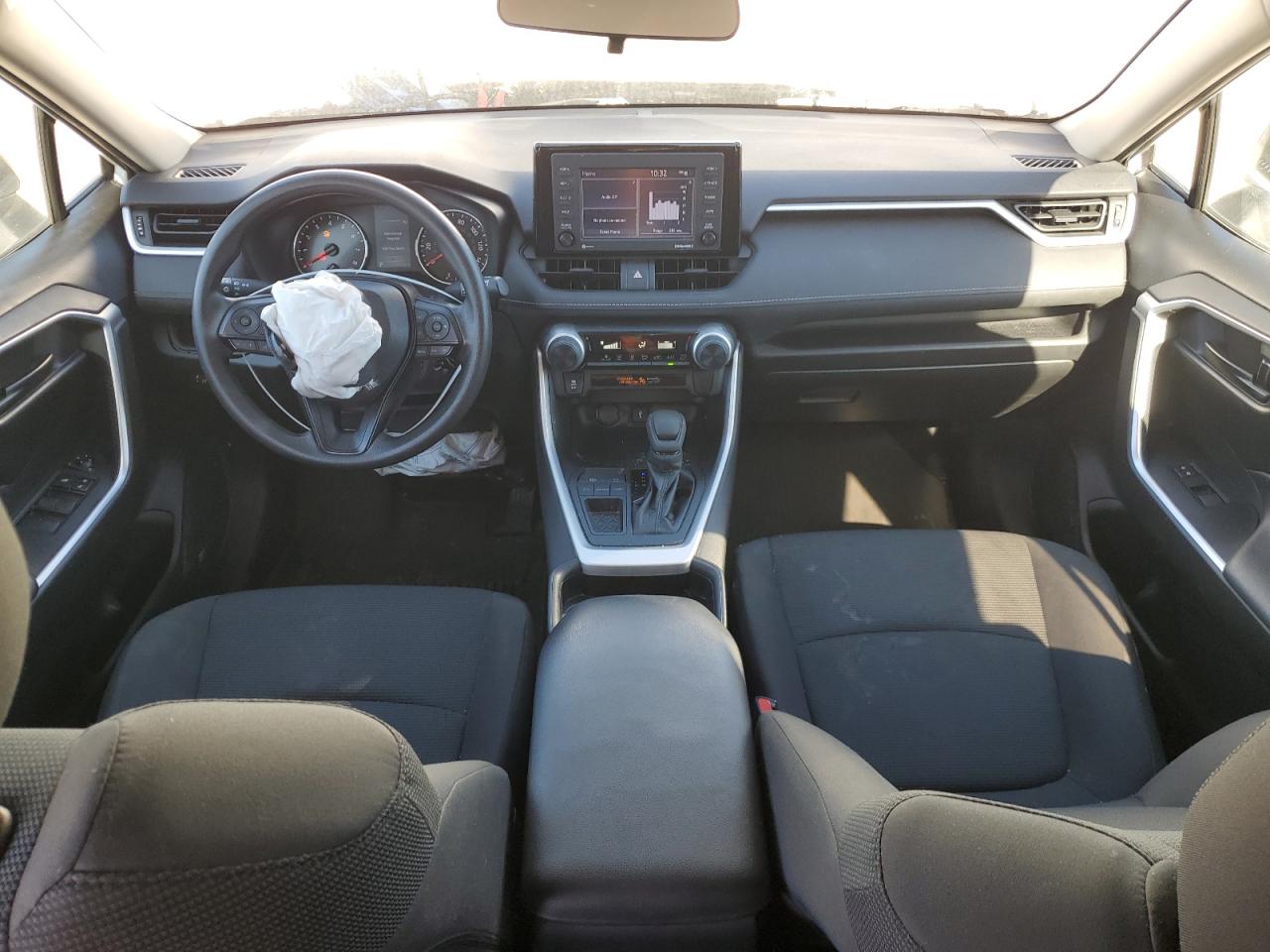 2021 Toyota RAV 4 - Image 8