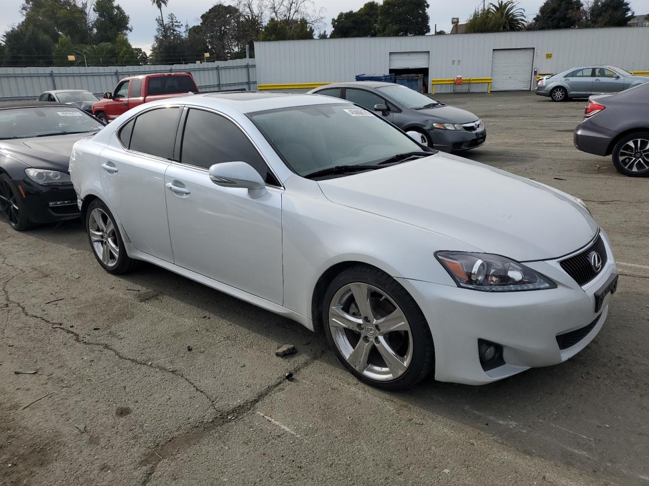 2011 Lexus IS - Image 4