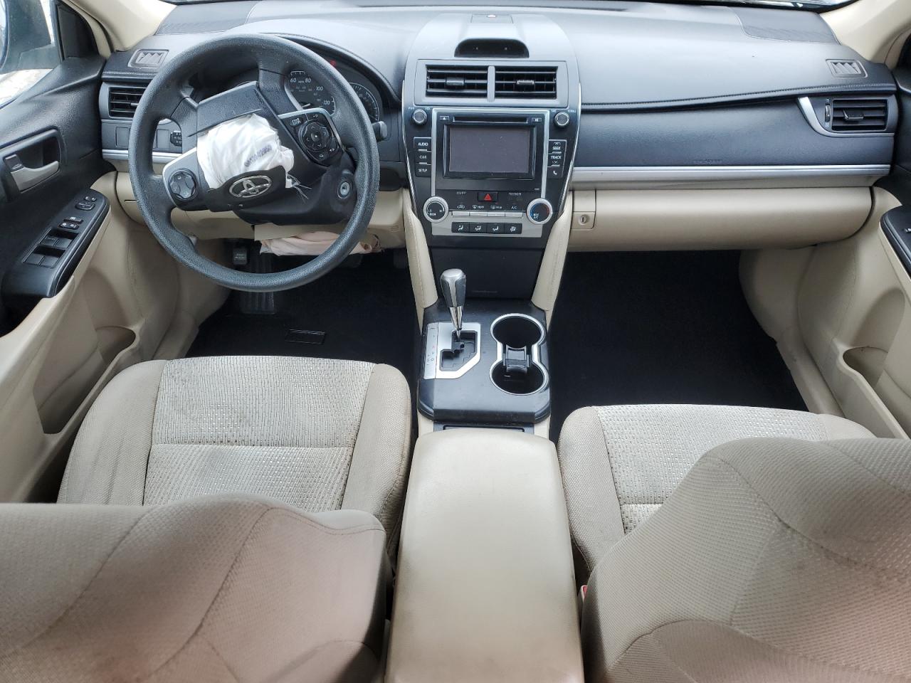 2014 Toyota Camry - Image 8