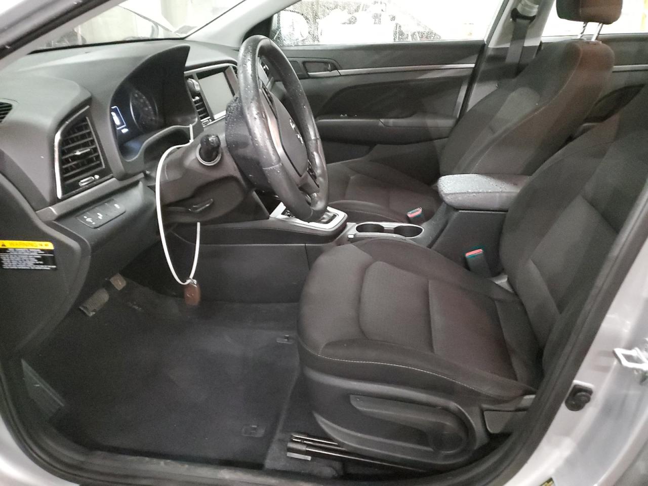 2018 Hyundai Elantra - Image 7