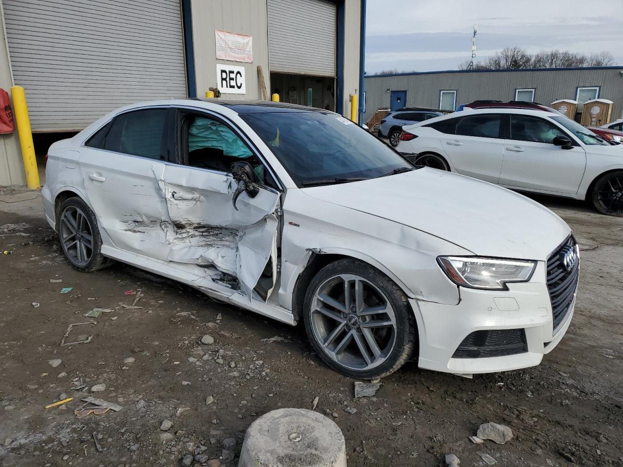 2018 Audi A3 - Image 4