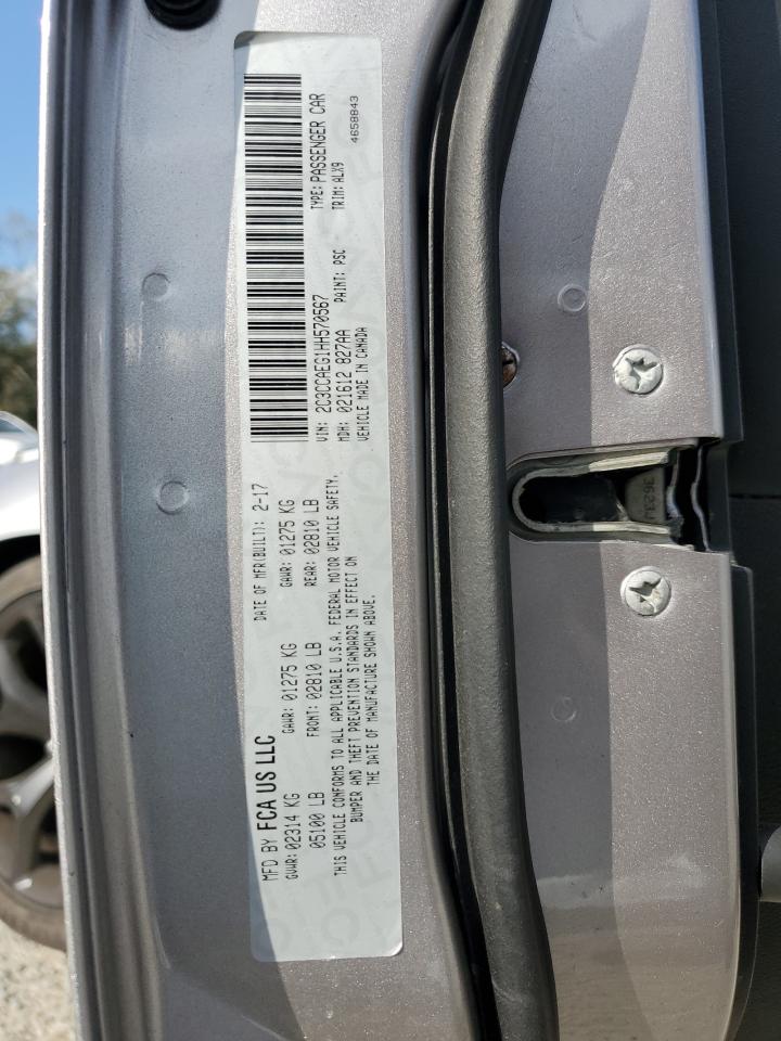 2017 Chrysler 300 - Image 15