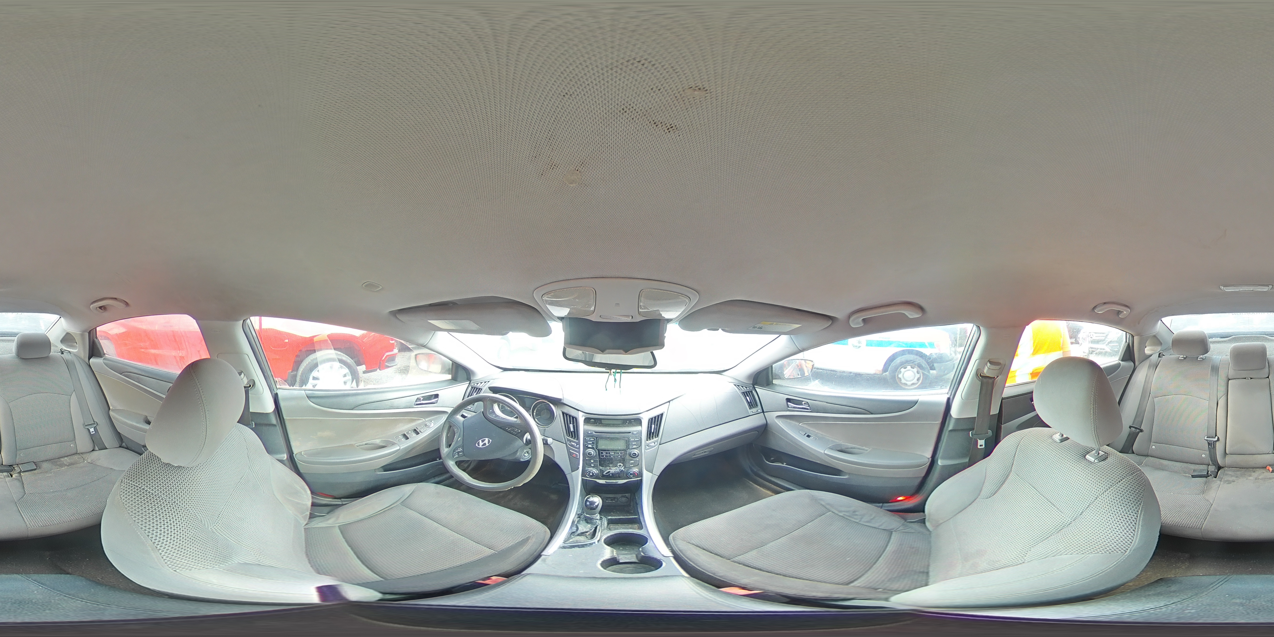 2012 Hyundai Sonata - Image 13