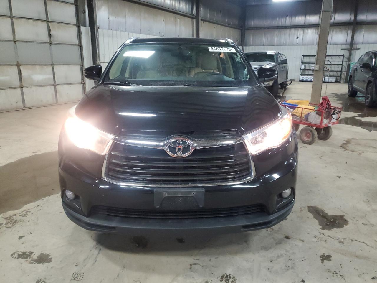 2015 Toyota Highlander - Image 5