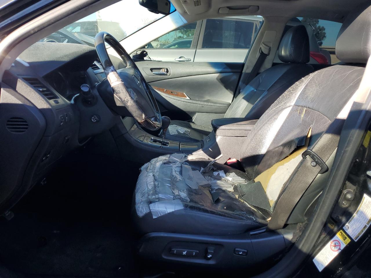 2010 Lexus ES - Image 7