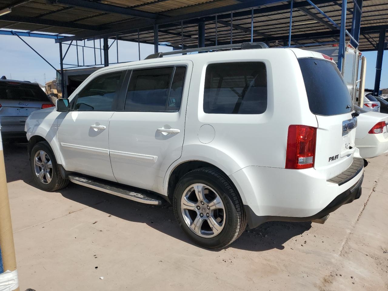 2015 Honda Pilot - Image 2