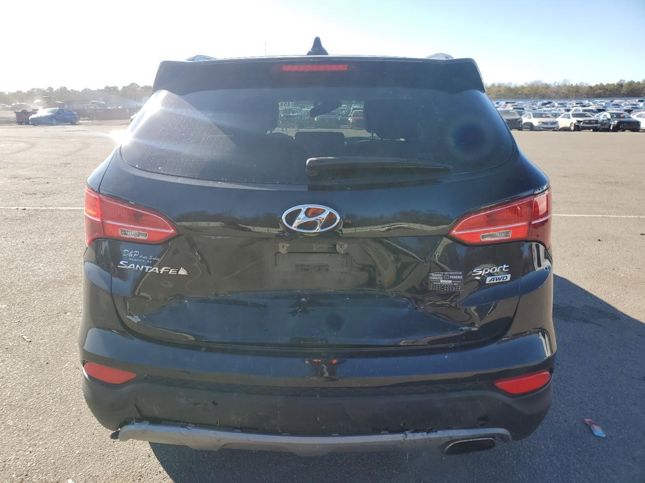 2015 Hyundai Santa Fe - Image 6