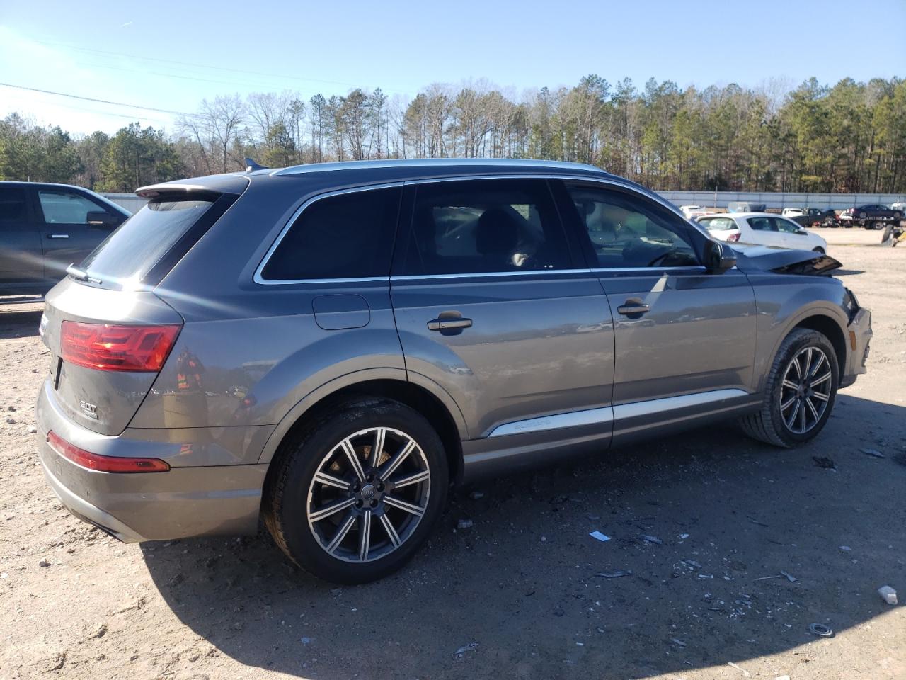 2017 Audi Q7 - Image 3