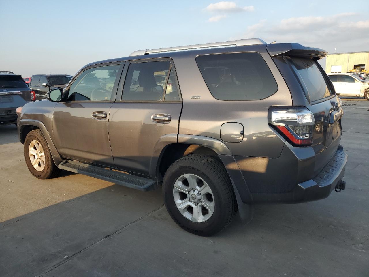 2015 Toyota 4Runner - Image 2