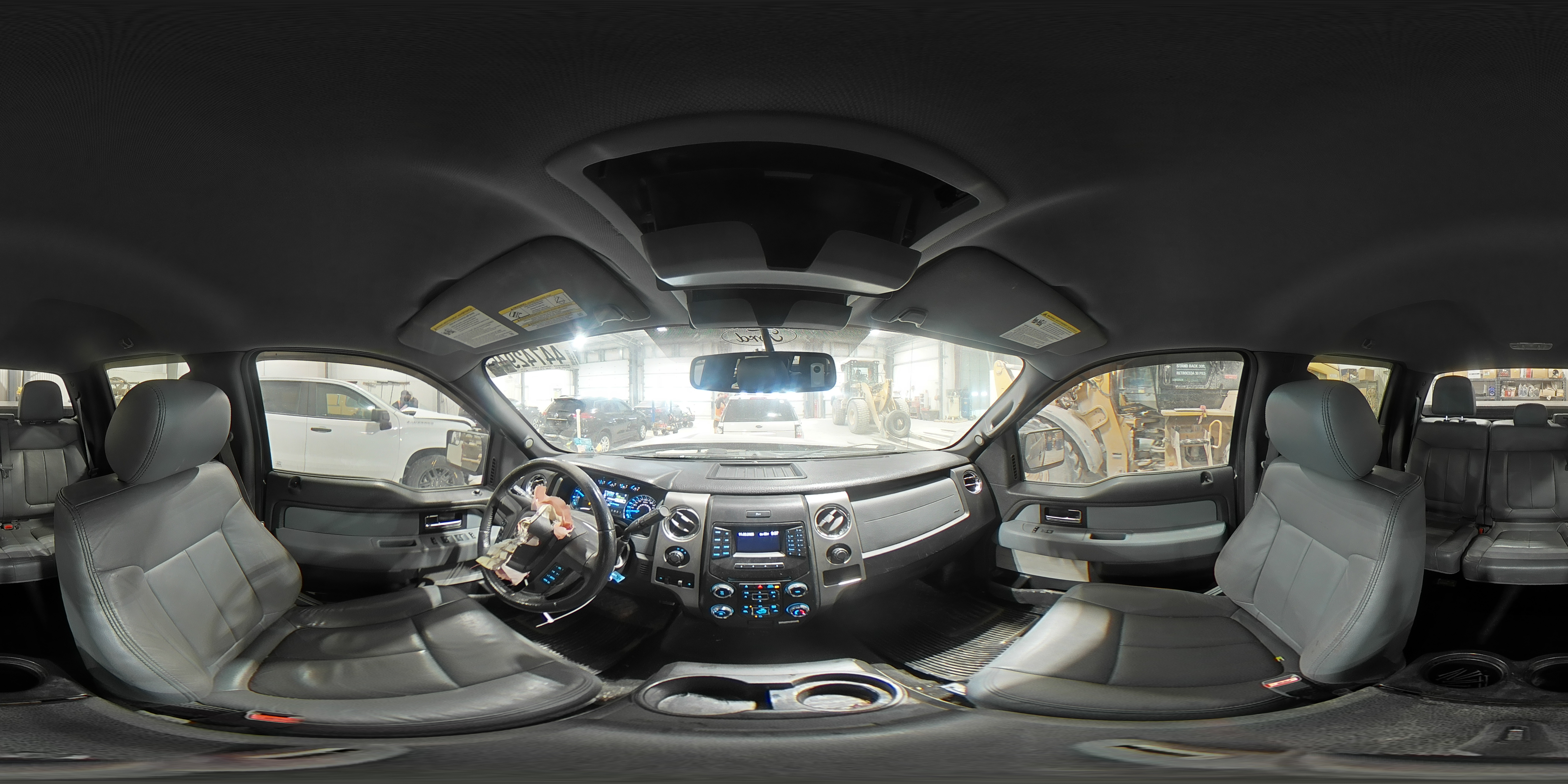 2014 Ford F-150 - Image 13