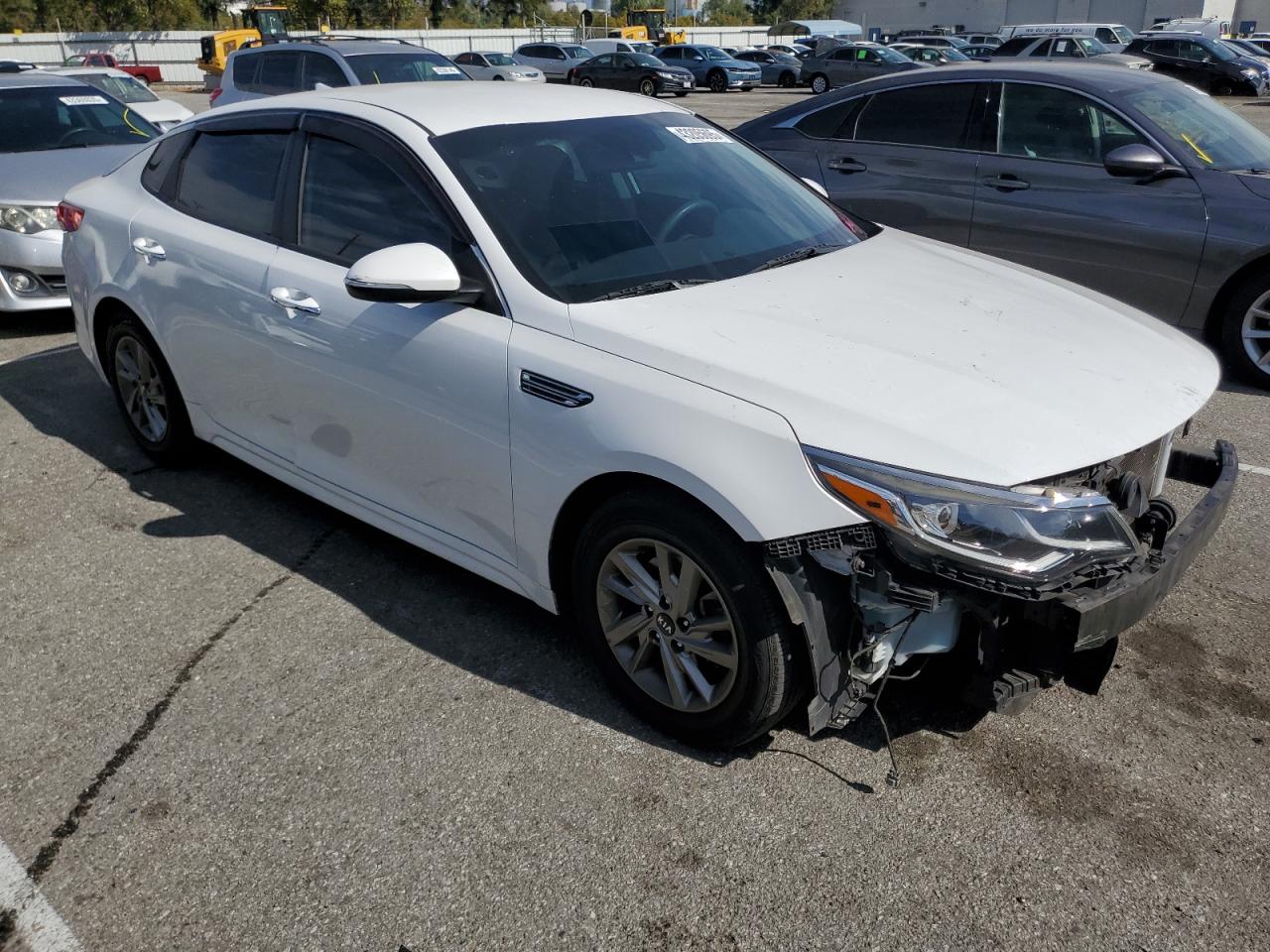2019 Kia Optima - Image 4