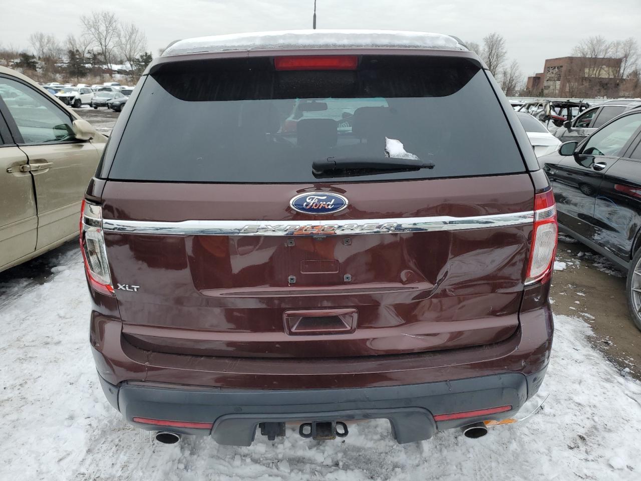 2012 Ford Explorer - Image 6