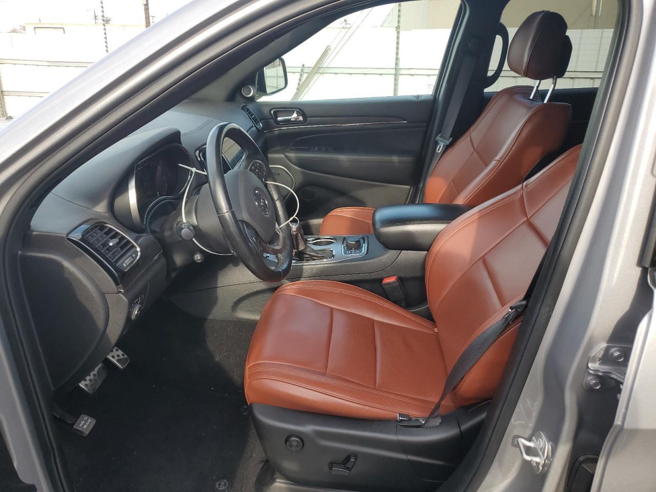 2020 Jeep Grand Cherokee - Image 7