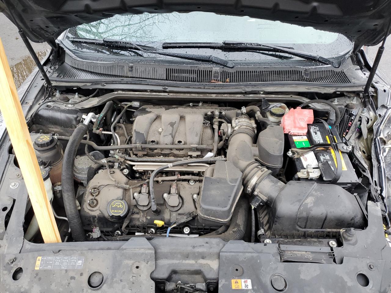 2014 Ford Taurus - Image 13