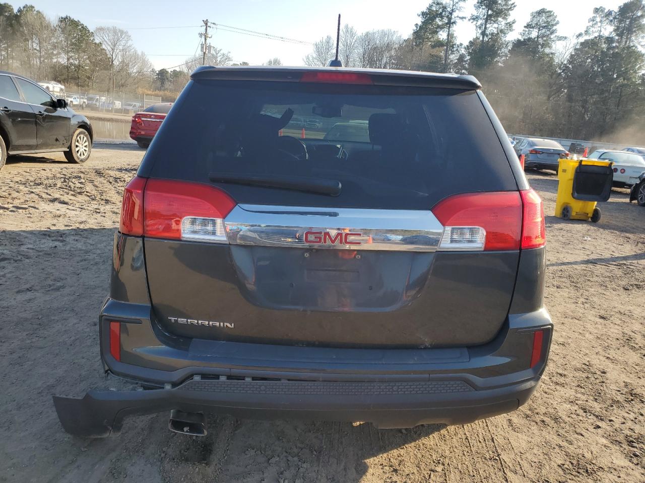 2017 GMC Terrain - Image 6