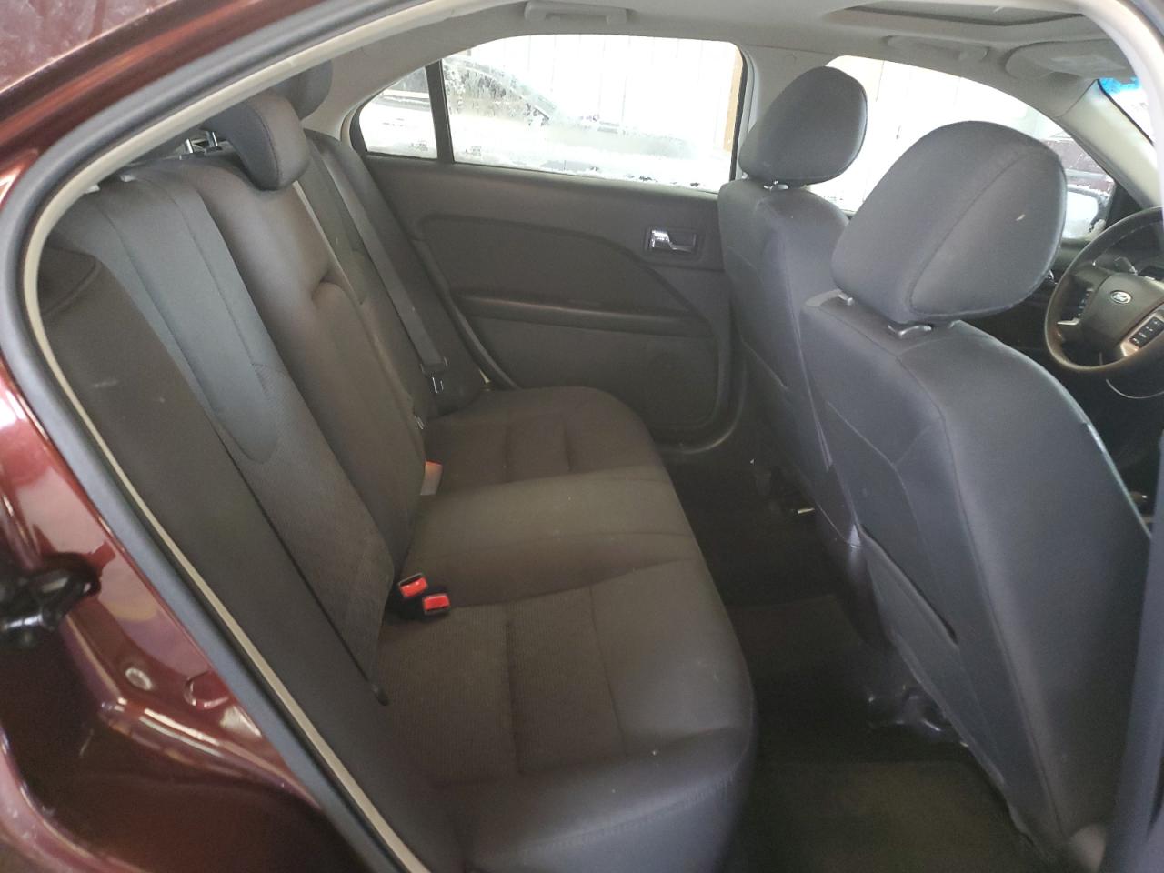 2012 Ford Fusion - Image 10