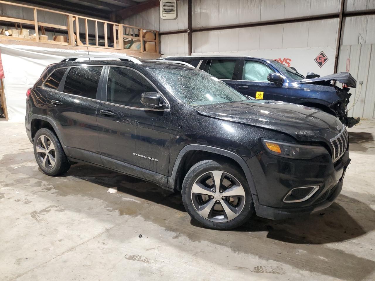 2019 Jeep Grand Cherokee - Image 4