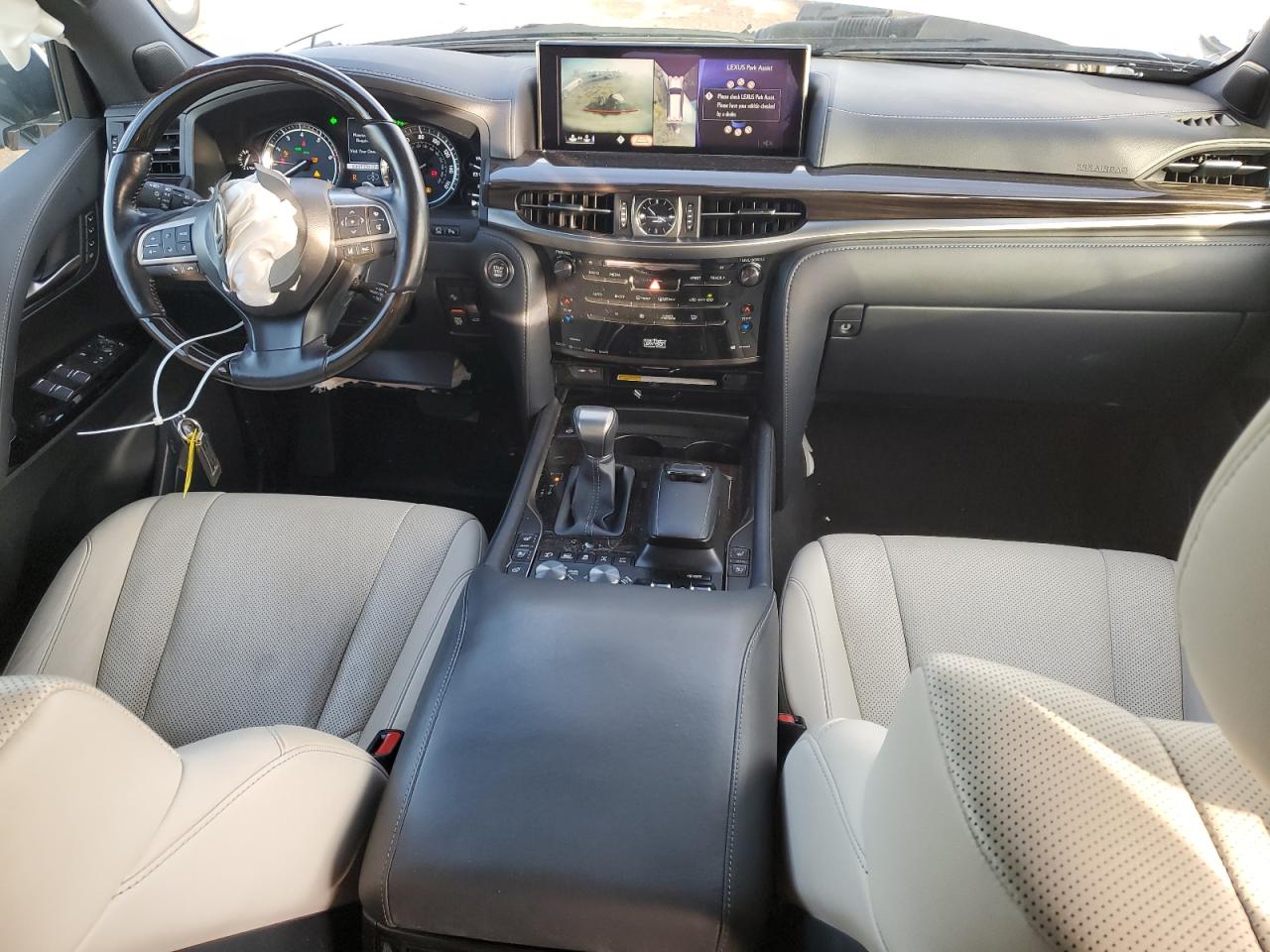 2020 Lexus LX - Image 8