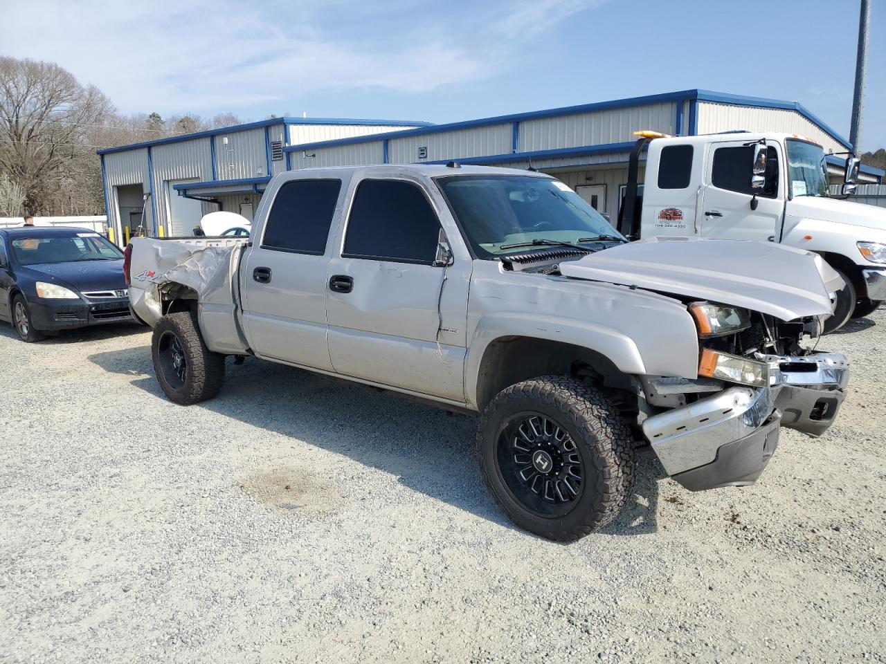 2004 Chevrolet Silverado - Image 4
