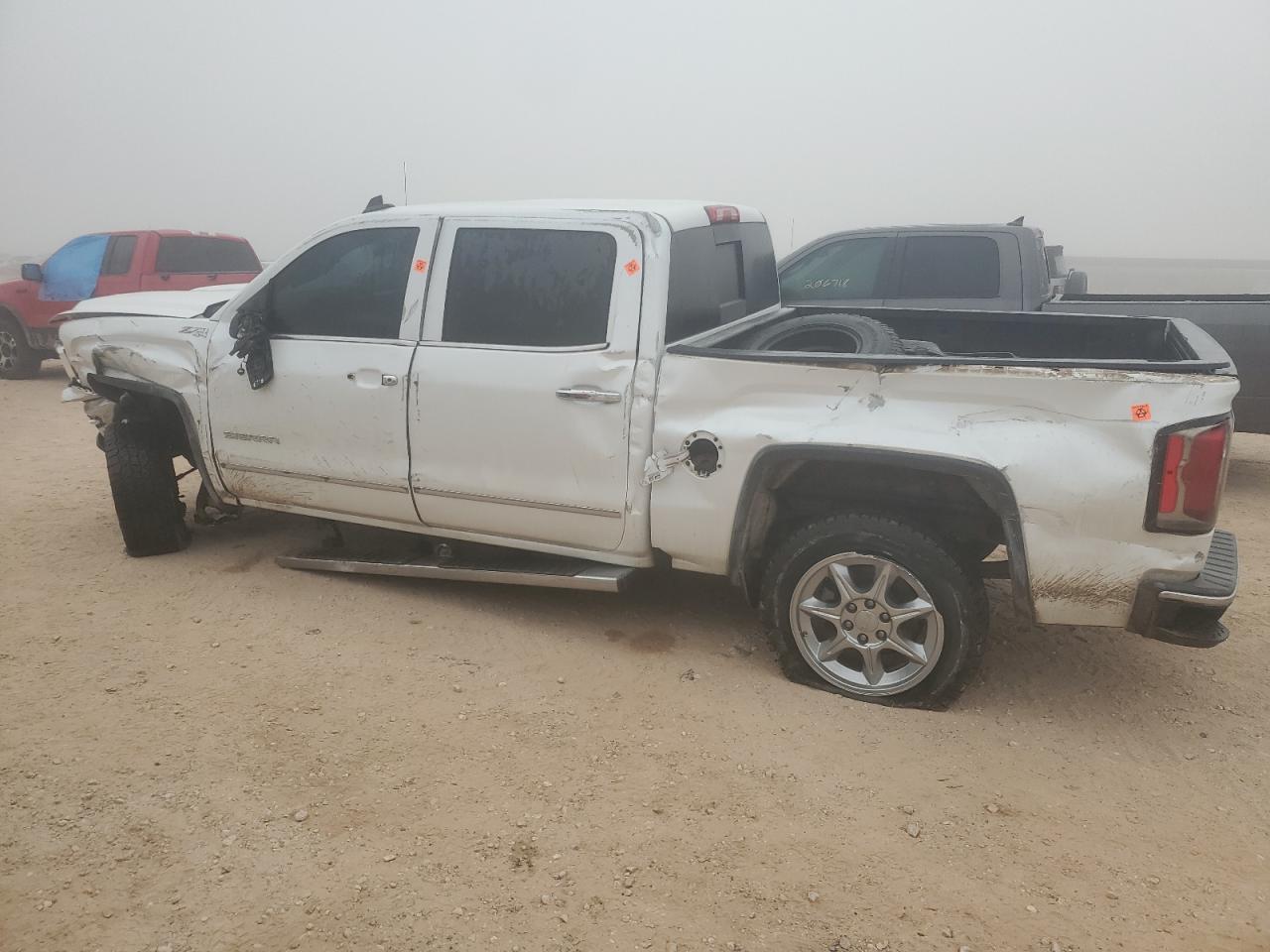 2018 GMC Sierra - Image 2