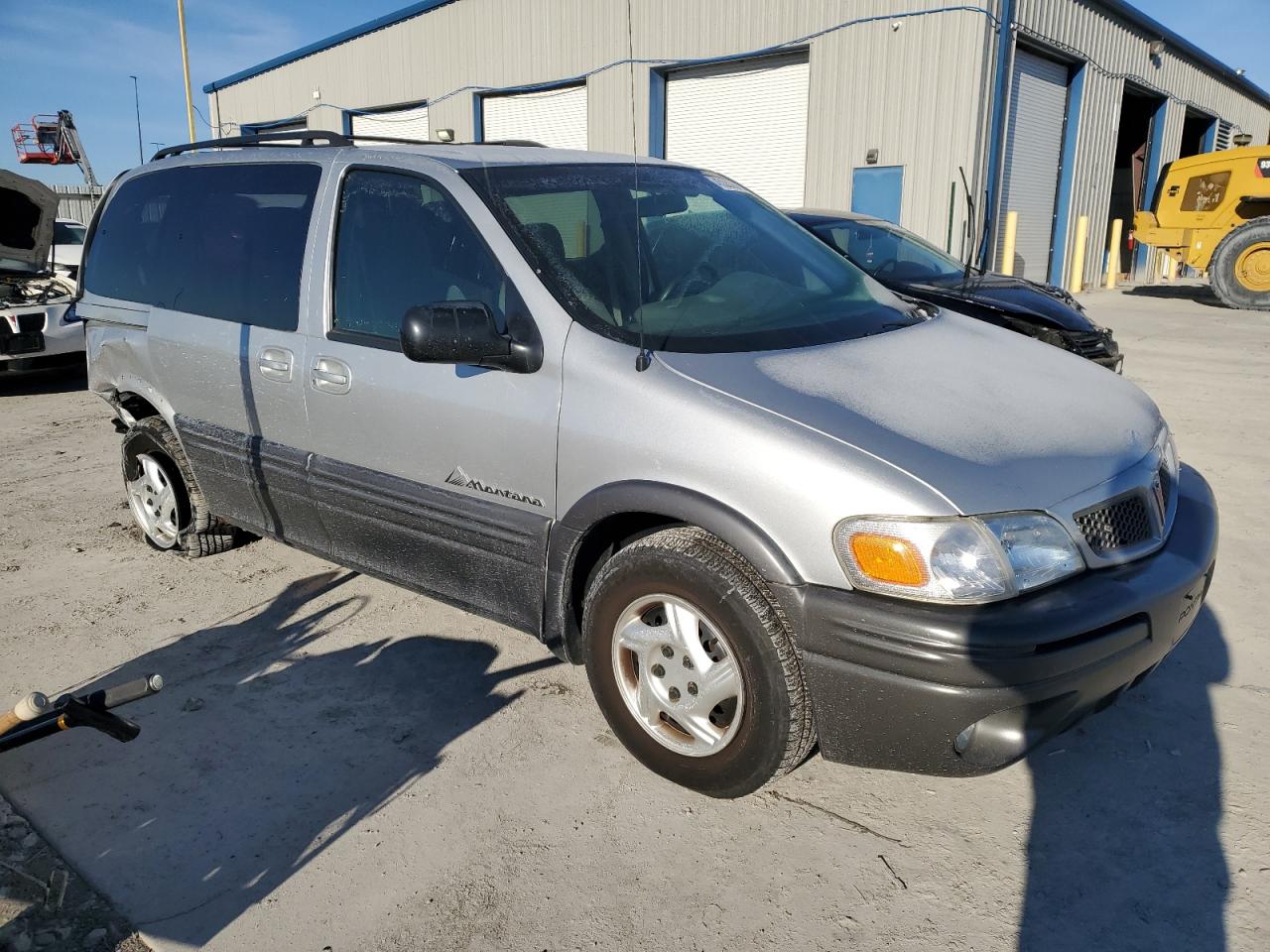 2003 Pontiac Montana - Image 4