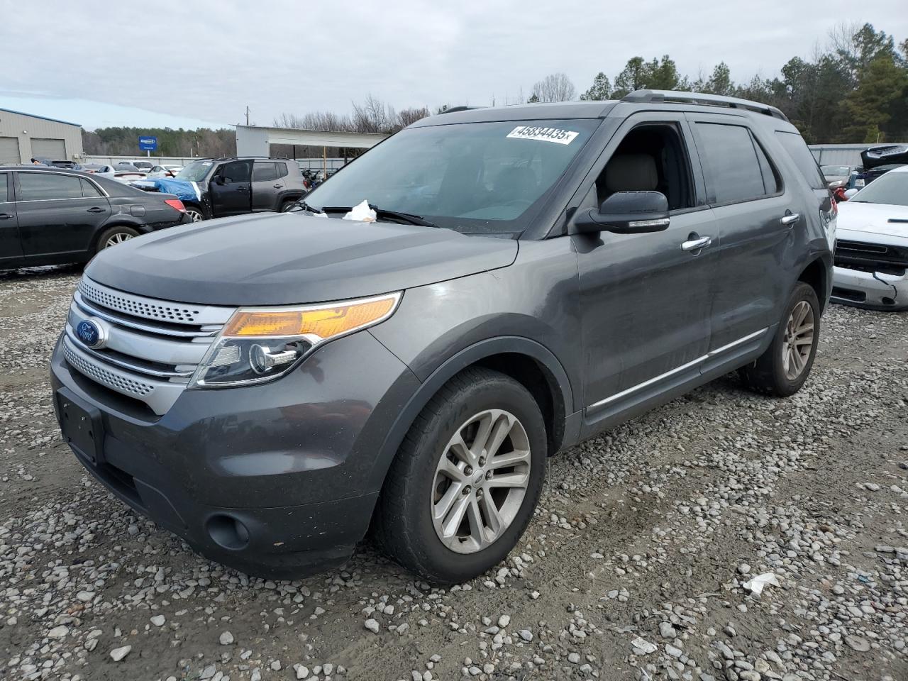 2015 Ford Explorer - Image 1