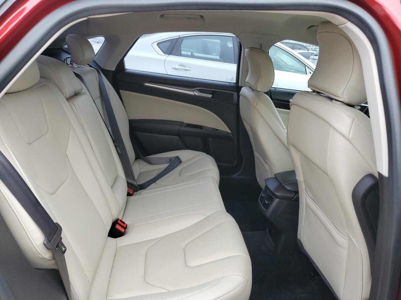2016 Ford Fusion - Image 10
