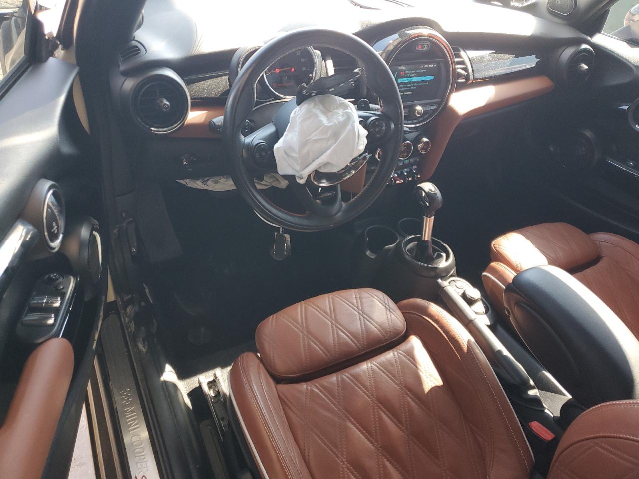 2019 MINI Cooper - Image 8