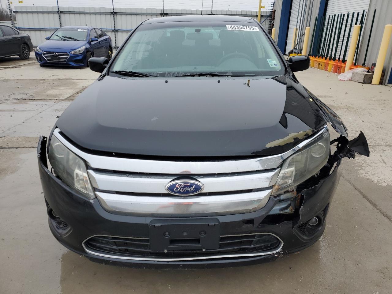 2011 Ford Fusion - Image 5