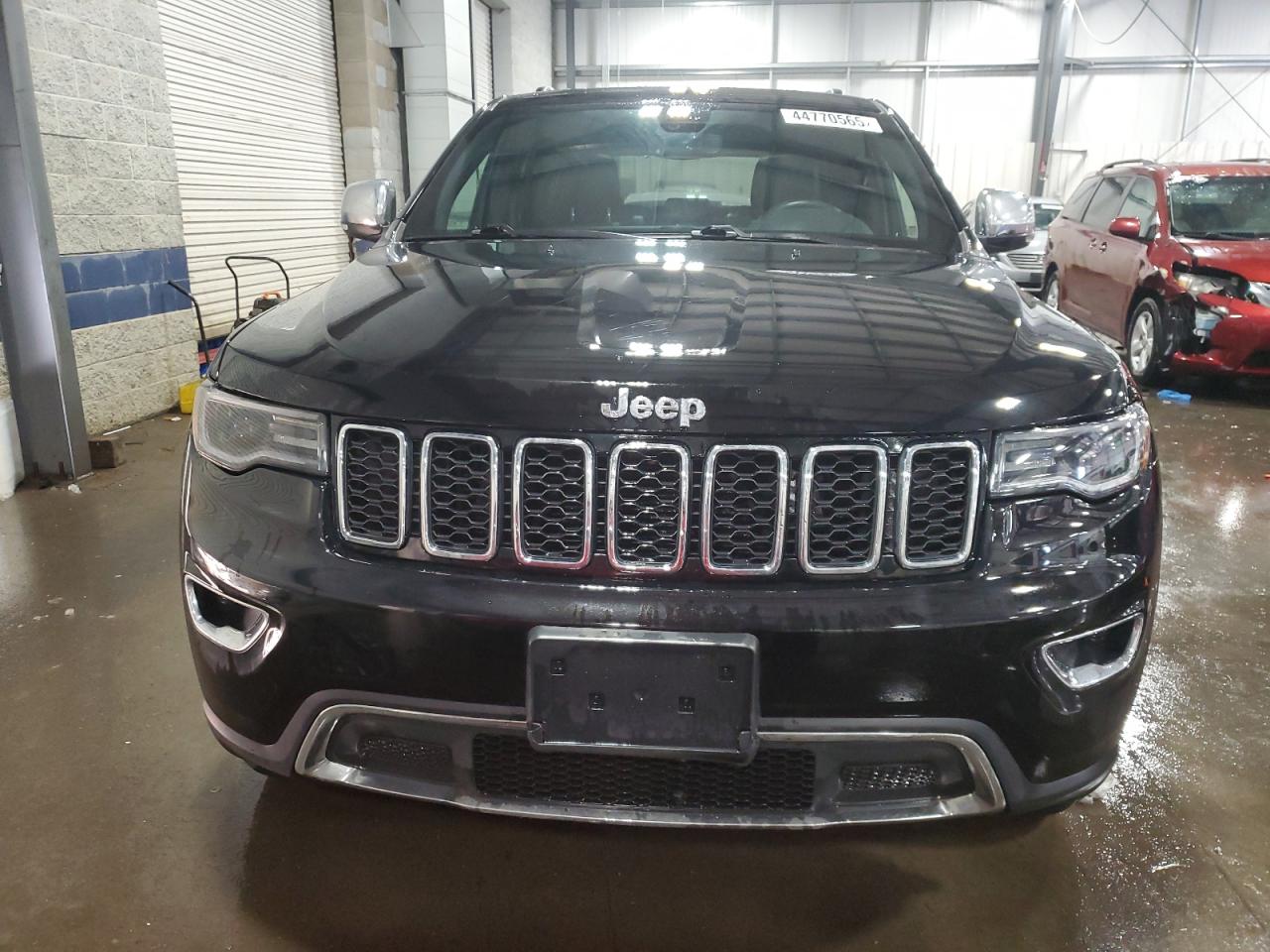 2020 Jeep Grand Cherokee - Image 5