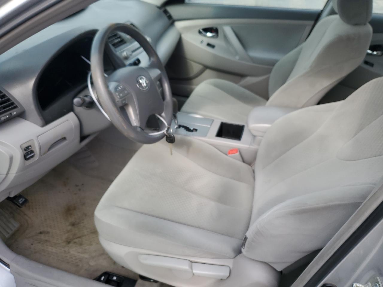 2009 Toyota Camry - Image 7