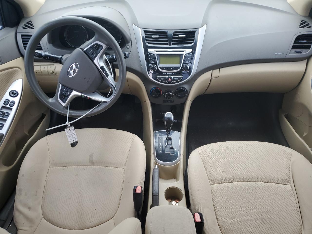 2013 Hyundai Accent - Image 8