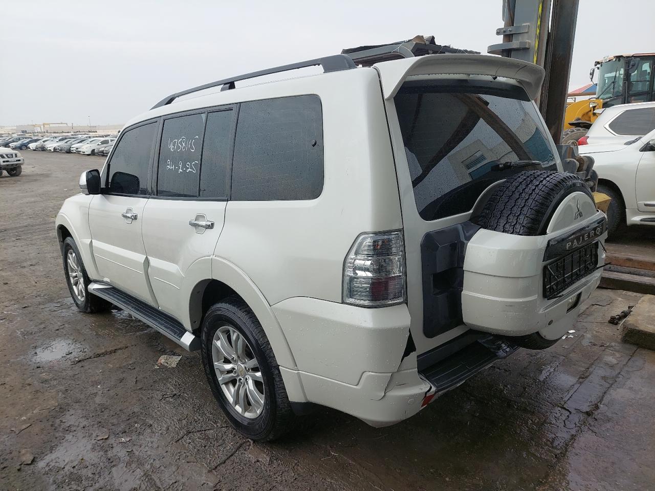 JMYLYV97WDJ063592 - 2013 Mitsubishi Pajero - #46758115