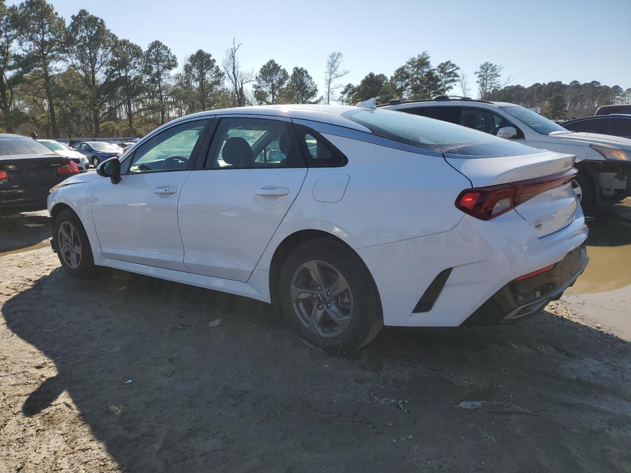 2023 Kia K5 - Image 2