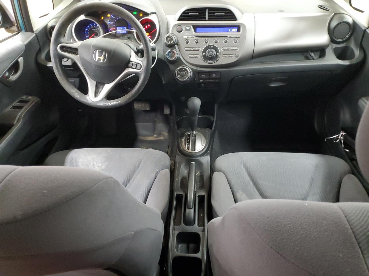 2013 Honda Fit - Image 8