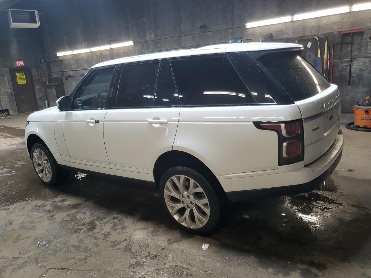 2018 Land Rover Range Rover - Image 2