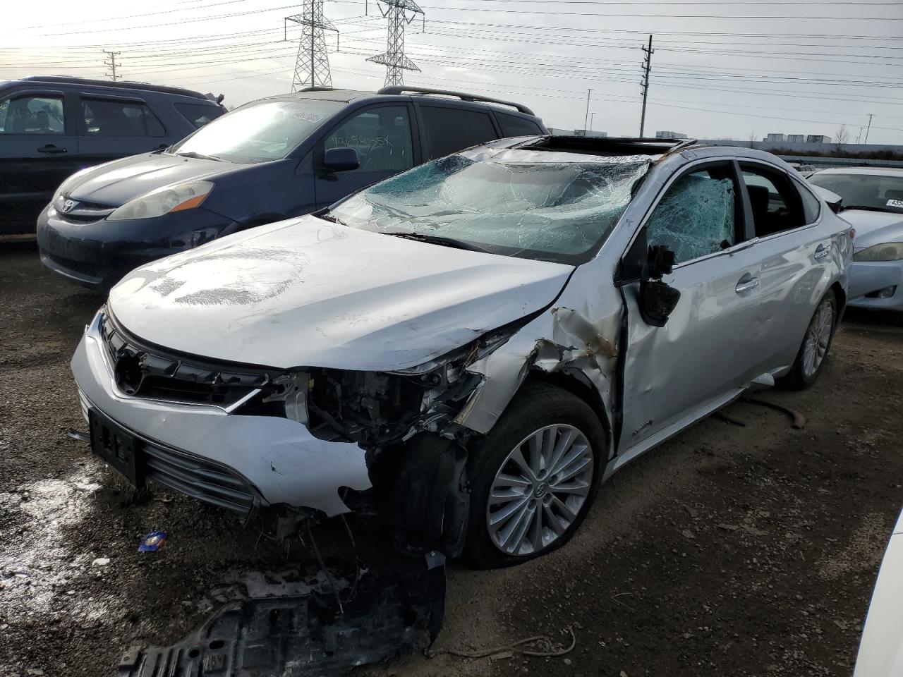 2014 Toyota Avalon - Image 1