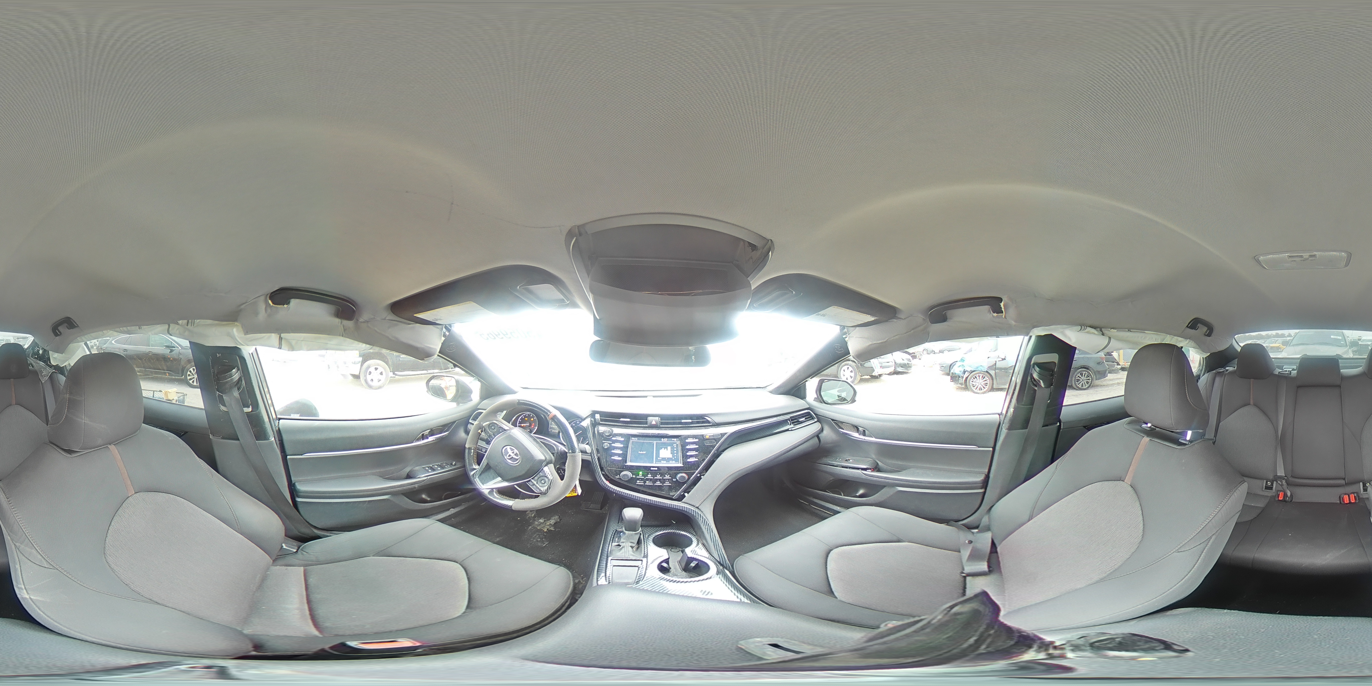 2020 Toyota Camry - Image 12