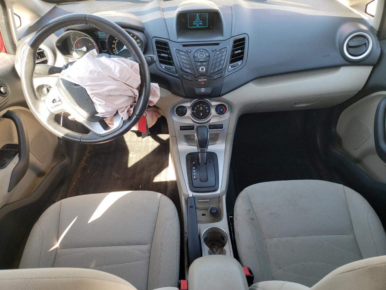 2016 Ford Fiesta - Image 8