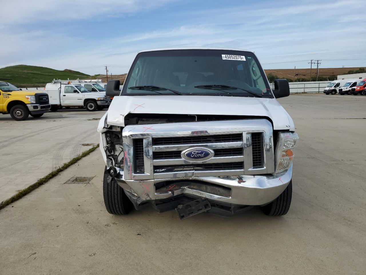 2014 Ford Econoline - Image 5