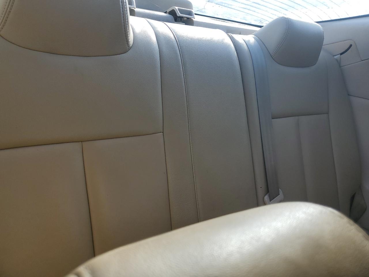 2012 Nissan Altima - Image 10