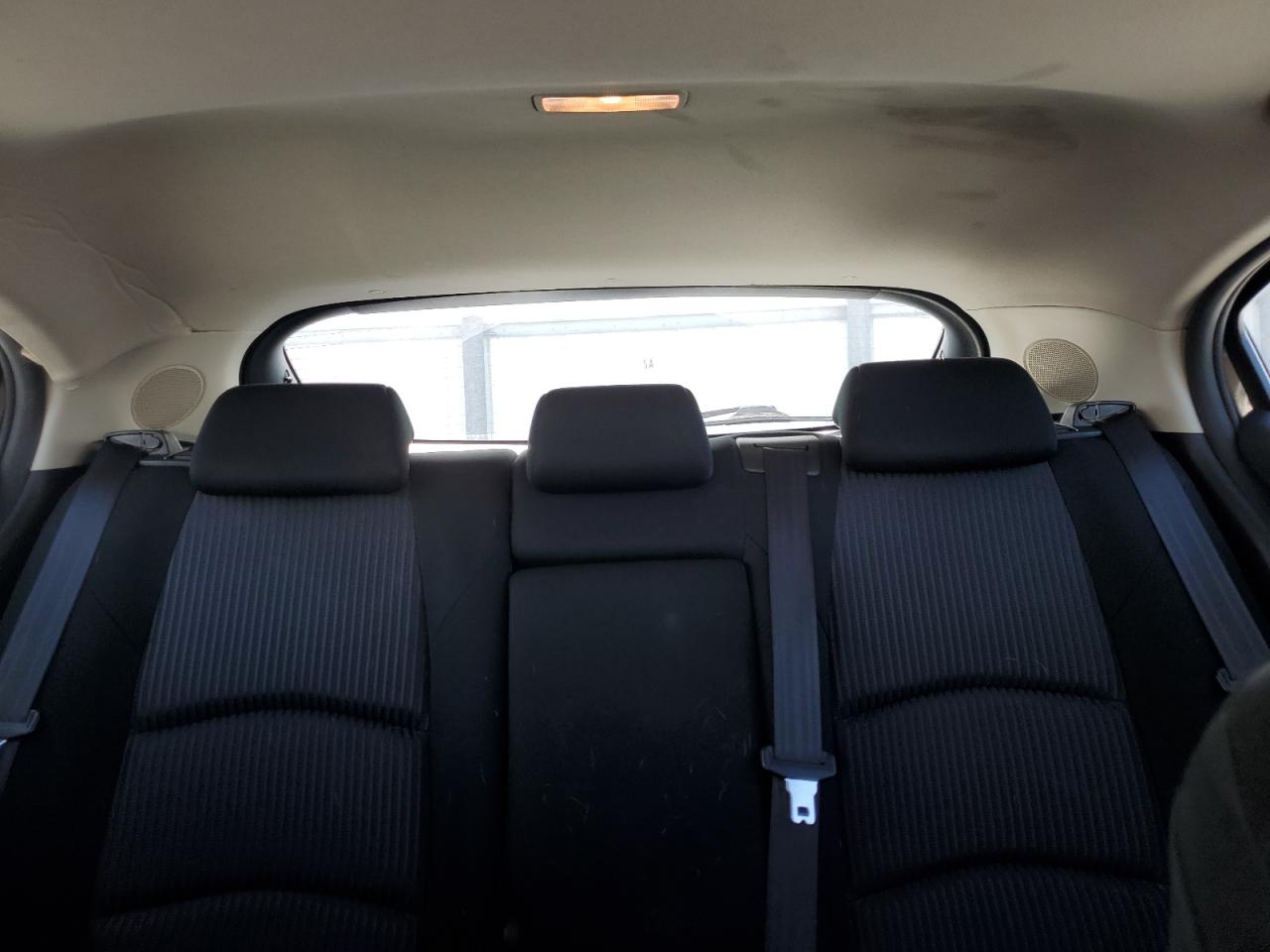 2016 Mazda 3 - Image 10