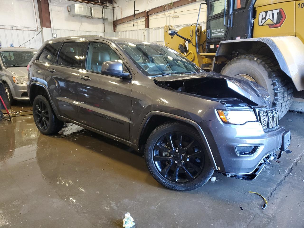 2020 Jeep Grand Cherokee - Image 4