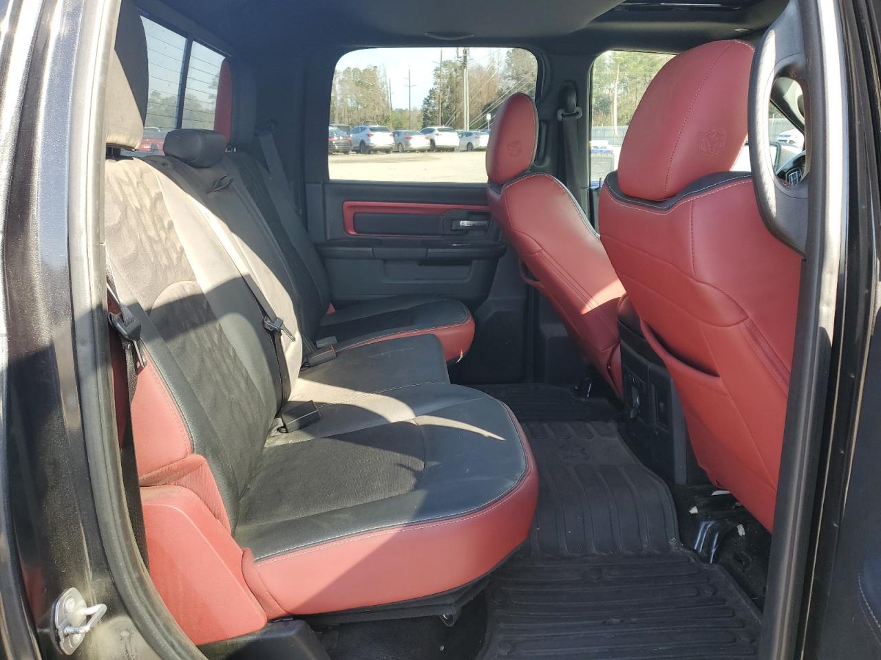 2017 RAM 1500 - Image 10