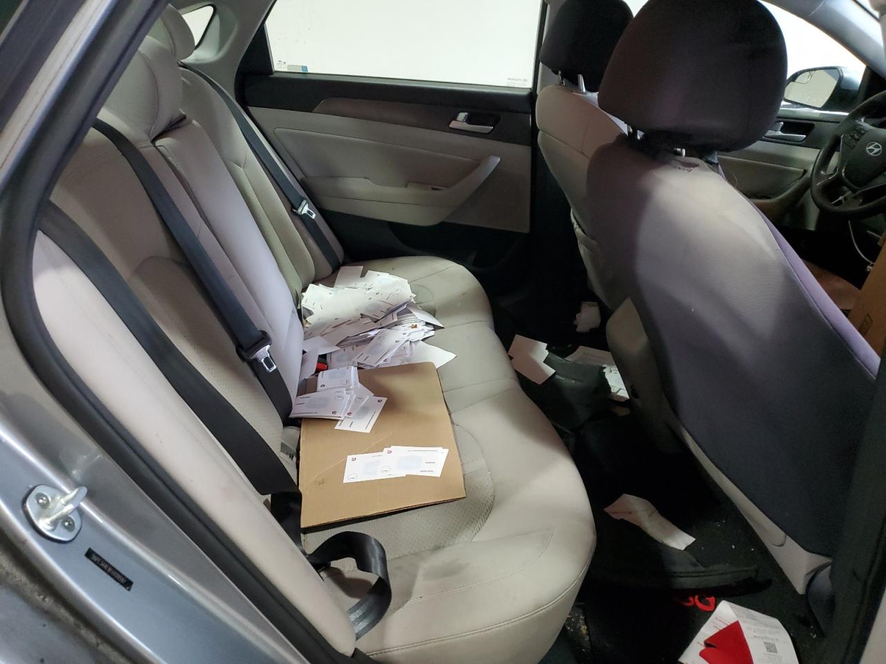 2015 Hyundai Sonata - Image 10